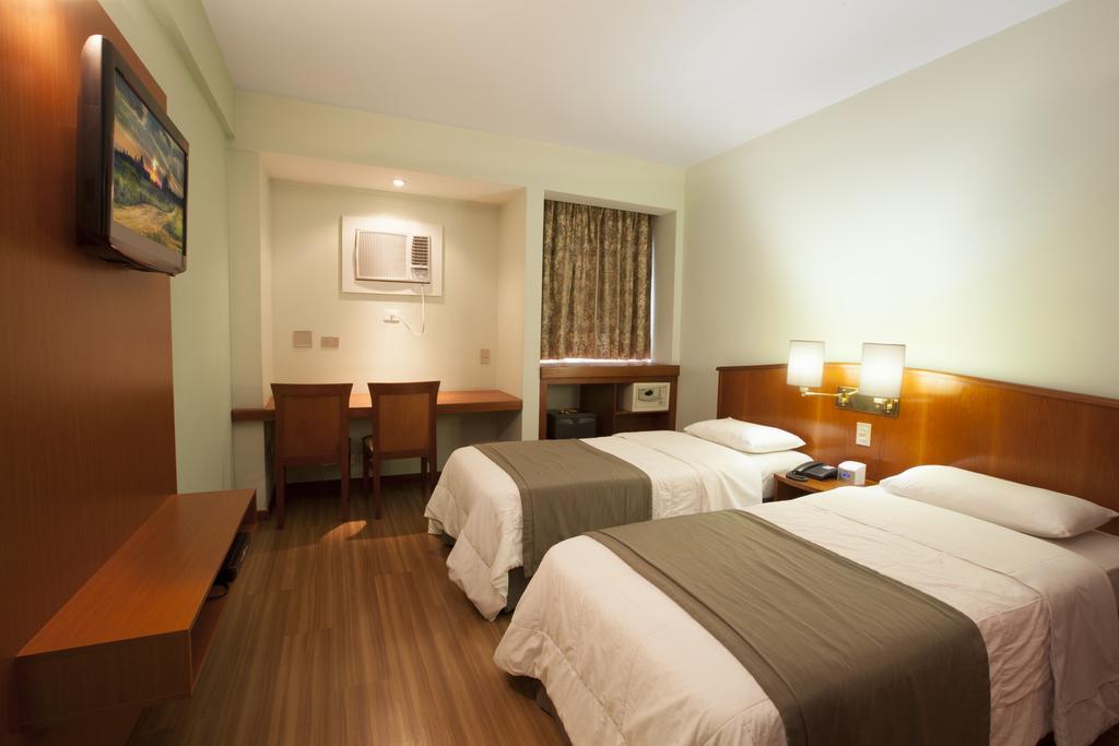 Hotel Moncloa Sao Paulo Bagian luar foto