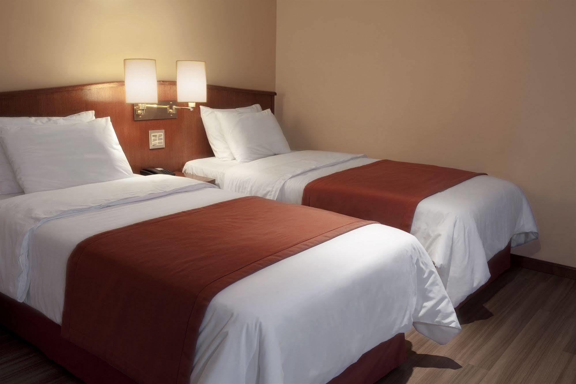 Hotel Moncloa Sao Paulo Bagian luar foto